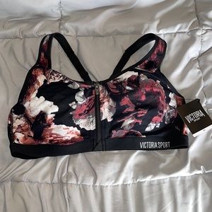 NWT Victoria Sport Knockout Bra 38C